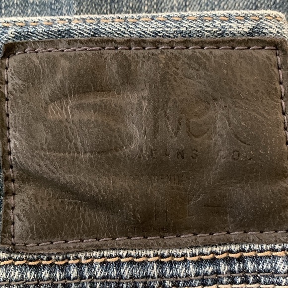 Silver Konrad Slim Fit Slim Leg Jean - Picture 14 of 16